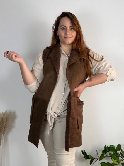 Vesta teplá bez rukávu dámská nadrozměr (44/46/48 ONE SIZE) ITALSKÁ MÓDA IMD24360/DUR (Velikost 44/46, Barva hnědá)