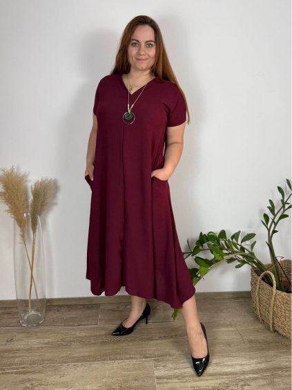 Šaty dlouhé s přívěskem krátký rukáv dámské nadrozměr (48/50/52ONE SIZE) ITALSKÁ MÓDA IM425APOLENA/DUR (Velikost 50/52, Barva vínová)