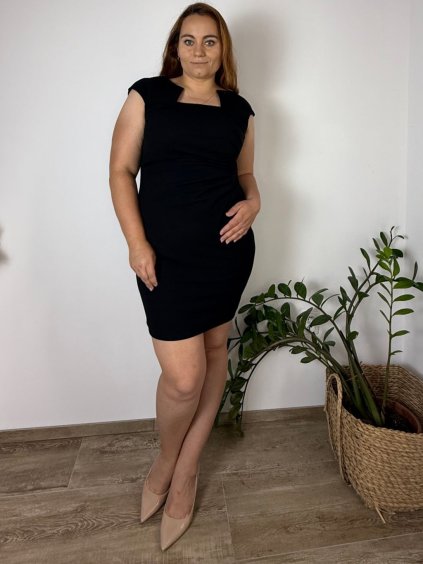 Šaty pouzdrové elegantní společenské dámské (2XL-4XL) ITALSKá MóDA IMM23CAROL (Velikost 2XL, Barva Černá)