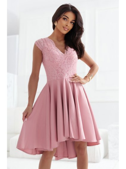 300-7 Šaty PATRICIA s delšími zády a krajkovým výstřihem - pudrově růžové (Velikost S)
