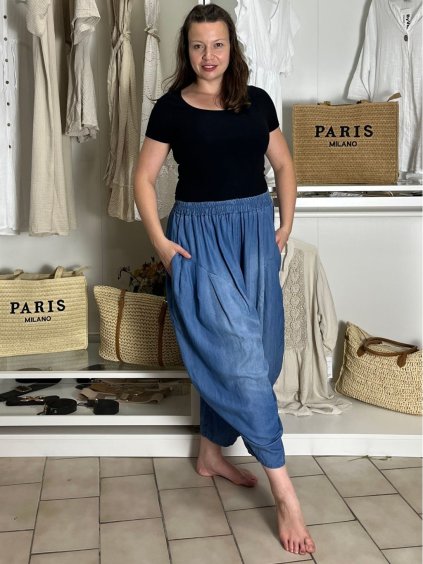 Kalhoty oversize dlouhé dámské INGE (M/L/XL ONE SIZE) ITALSKá MóDA IMSM25INGE/DU (Velikost M/L/XL, Barva světle modrá)