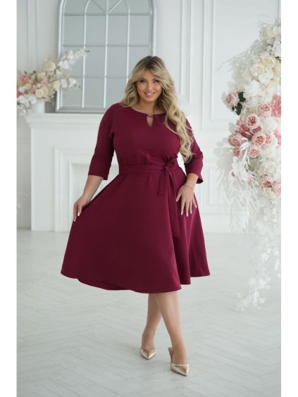 Šaty s páskem elegantní 3/4 rukáv dámské nadrozměr (38-48) POLSKÁ MÓDA PMLLD255056-2/DU (Velikost 38, Barva vínová)