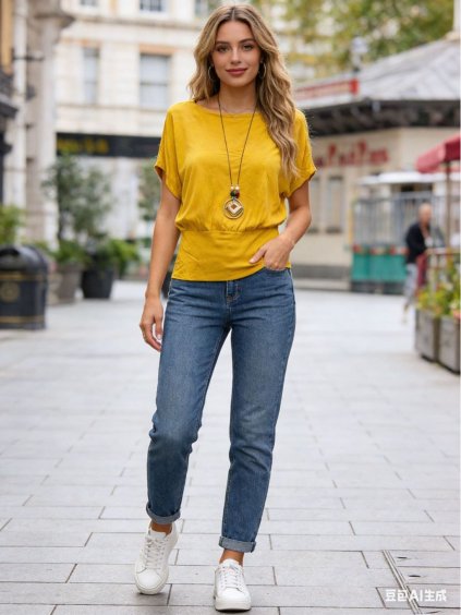 Tričko s přívěskem krátký rukáv dámské nadrozměr (50/52/54 ONE SIZE) ITALSKÁ MÓDA IM426022