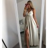 Šaty dlouhé společenské saténové na ramínka dámské Elisabet (XS/S/M/L ONE SIZE) ITALSKÁ MÓDA IMM22360/DR (Velikost S/M/L, Barva zelená smaragdová)