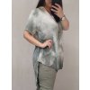 Tunika oversize krátký rukáv s přívěskem dámská nadrozměr (3XL/4XL ONE SIZE) ITALSKá MóDA IM422FABIA/DR (Velikost 3XL/4XL, Barva zelená)