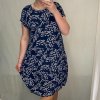 Šaty krátký rukáv dámské nadrozměrné (L-3XL) Polská moda PMF21BIBIANA/DR (Velikost L, Barva Černá)