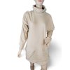 Šaty teplé dlouhý rukáv dámské nadrozměr (L/XL ONE SIZE) ITALSKá MóDA IMC23460/DR (Velikost L/XL, Barva béžová)