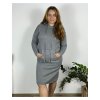 Šaty upletové s kapucí dlouhý rukáv dámské nadrozměr  (44/46/48 ONE SIZE) ITALSKá MODA IM724BASIC/DU (Velikost 46/48, Barva šedá)