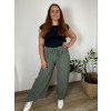 Kalhoty mušelínové letní dámské nadrozměr (46/48/50 ONE SIZE) ITALSKÁ MÓDA IM4250002/DUR (Velikost 48/50, Barva zelená khaki)