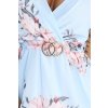 468-3 Šaty PATRIZIA s výstřihem do V, páskem a krátkými rukávy - světle modré s růžemi (Velikost UNI)