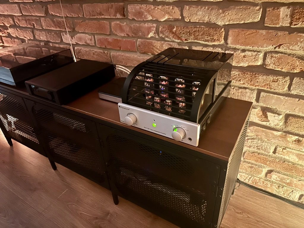 Hifi bazar Primaluna Evo 100