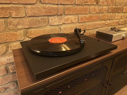 Gramofón Rega Planar 6 + Apheta 3 MC