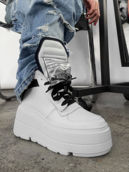 Bílé kožené sneakers BEYCO