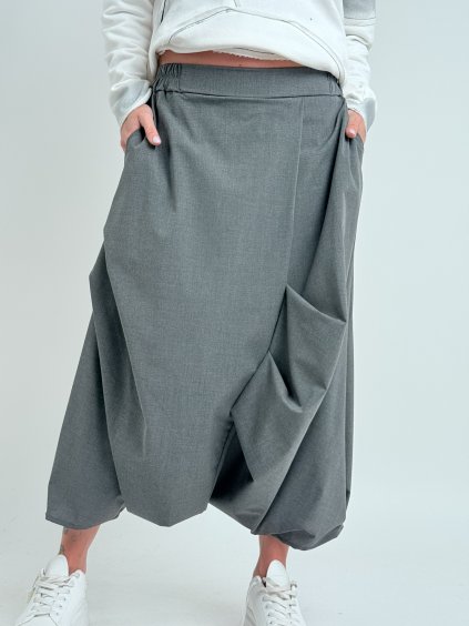 Šedá kalhotová sukně SMART