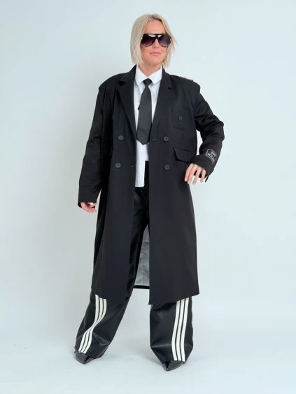 Černý kabát FEELS