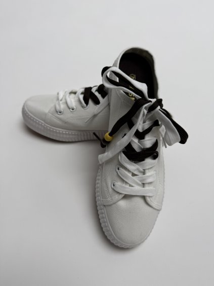 Bílé nazouvací tenisky MSMG