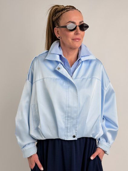 Světle modrá bunda SATEN