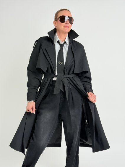 Čierny plášť CAMPUS