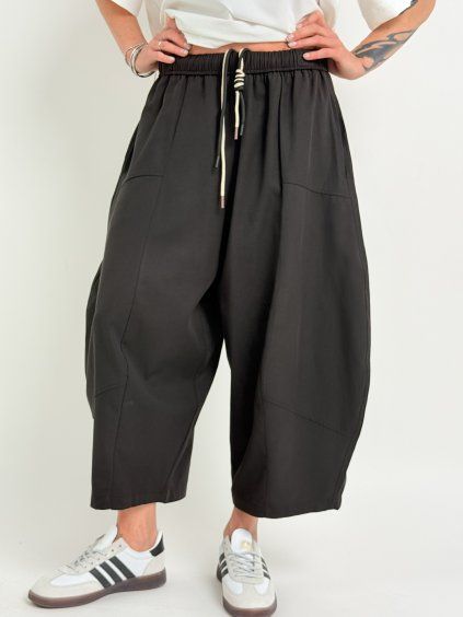 Čierne nohavice BERNY