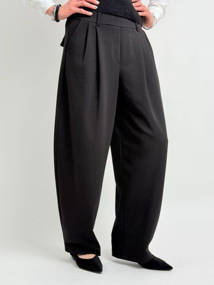 Čierne nohavice DANIELA