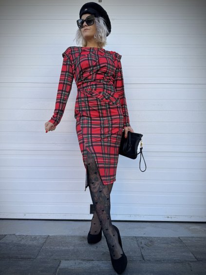 dámské zeštíhlující šaty