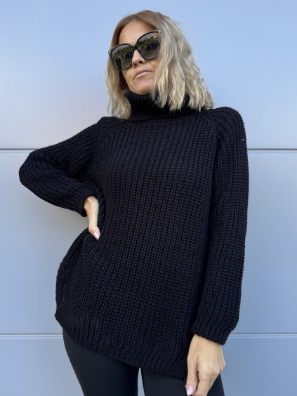 Dámský svetr s rolákem