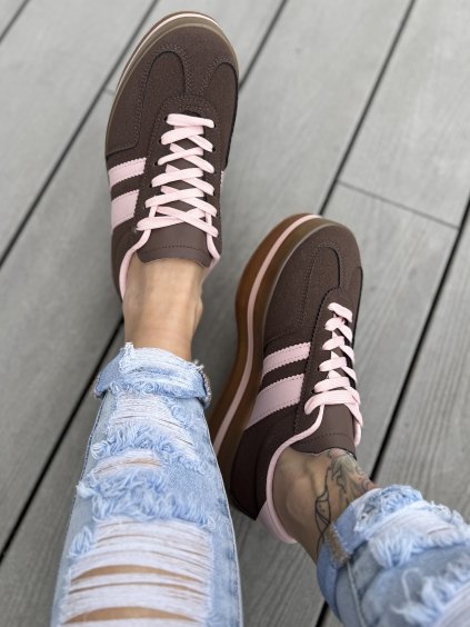 dámské moderní tenisky