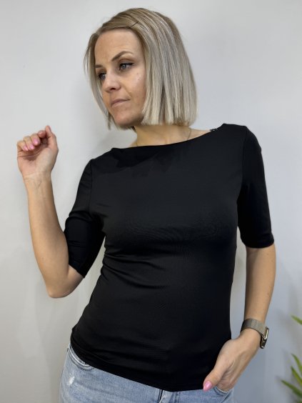 Basic tričko s lodičkovým výstřihem