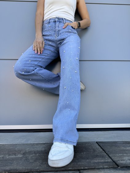 Dámské džíny s perličkami