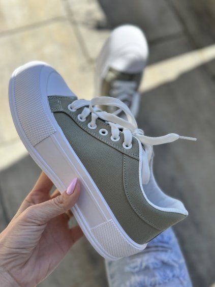 Plátěné tenisky na platformě