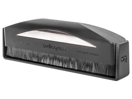 audioquest silver anti static record brush karbonovy kartacek na cisteni lp 1 086 tis vlaken