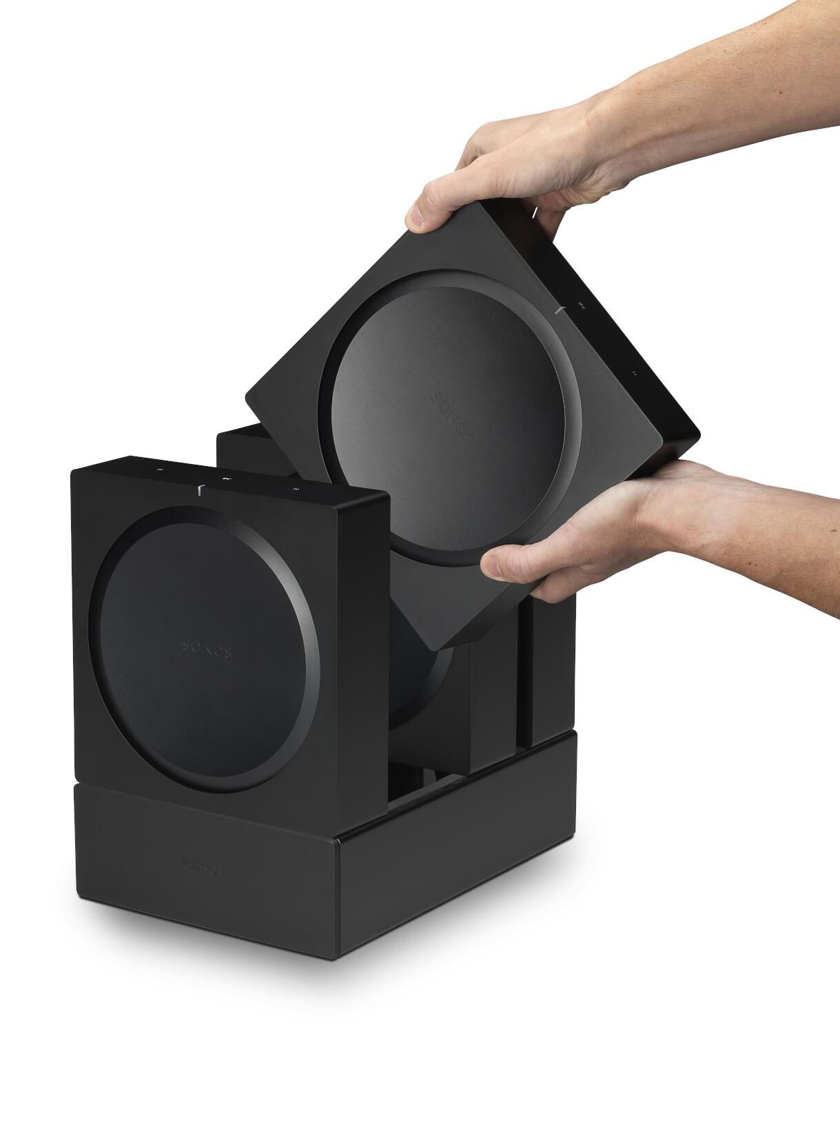Flexson Sonos Amp dokovací držák — Ampy v docku