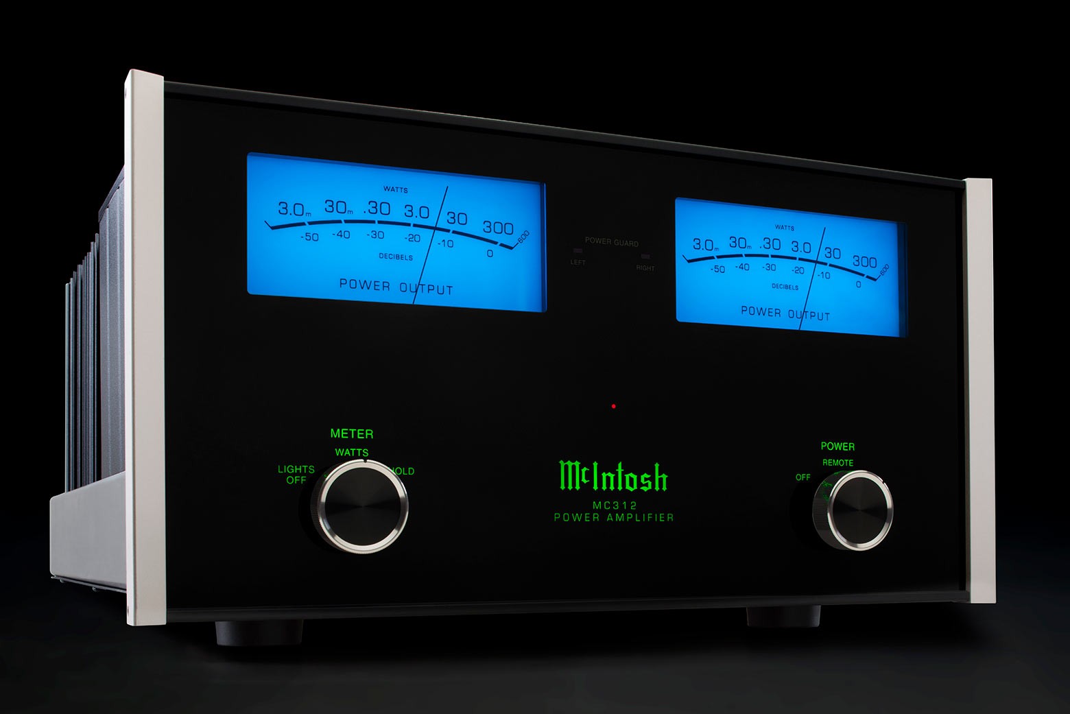 McIntosh MC312 — dvoukanálový koncový zesilovač s černým skleněným panelem a dvojicí modrých wattmetrů