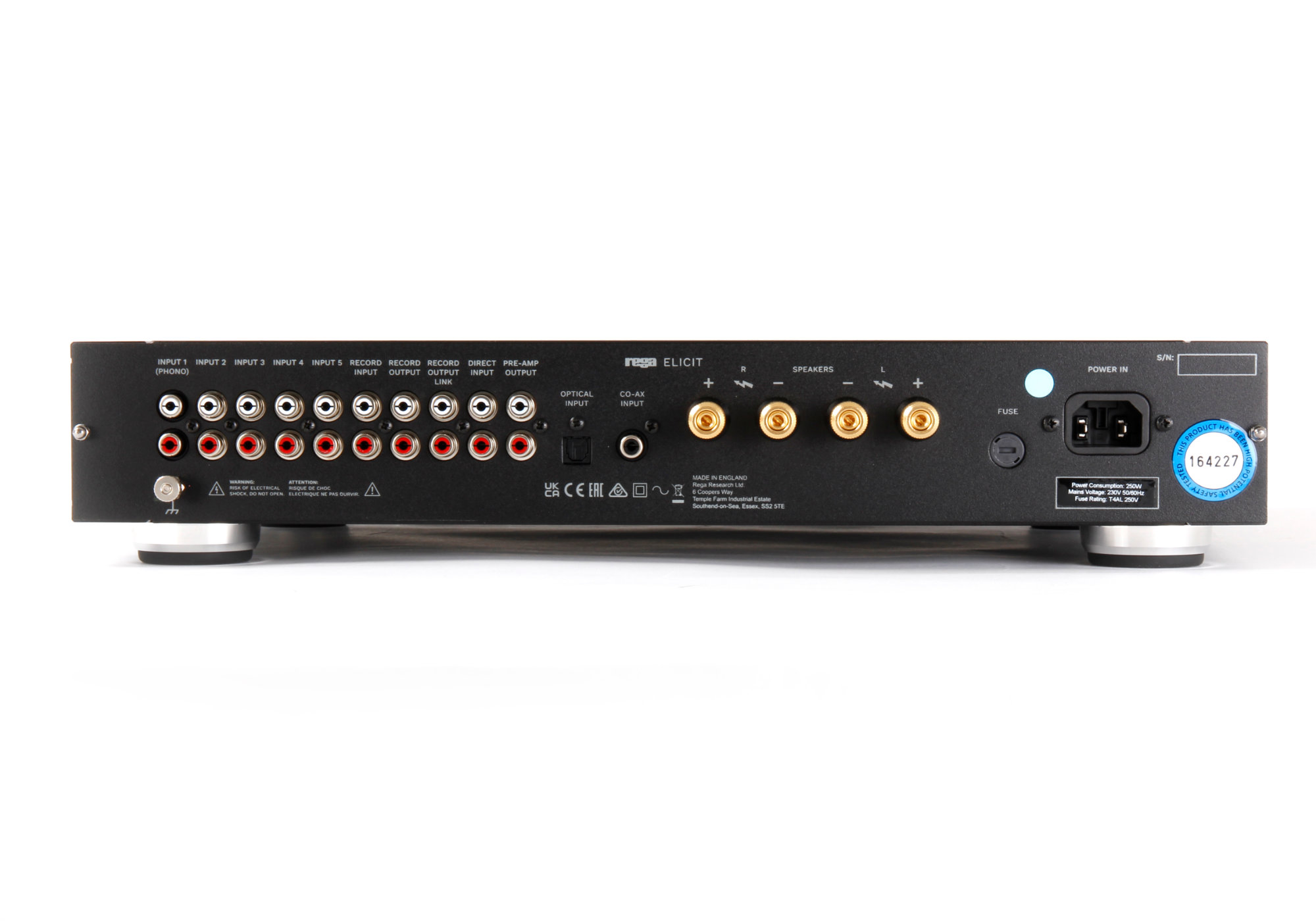 Zadní panel Rega Elicit MK5 se vstupy RCA, digitálními vstupy a phono vstupem