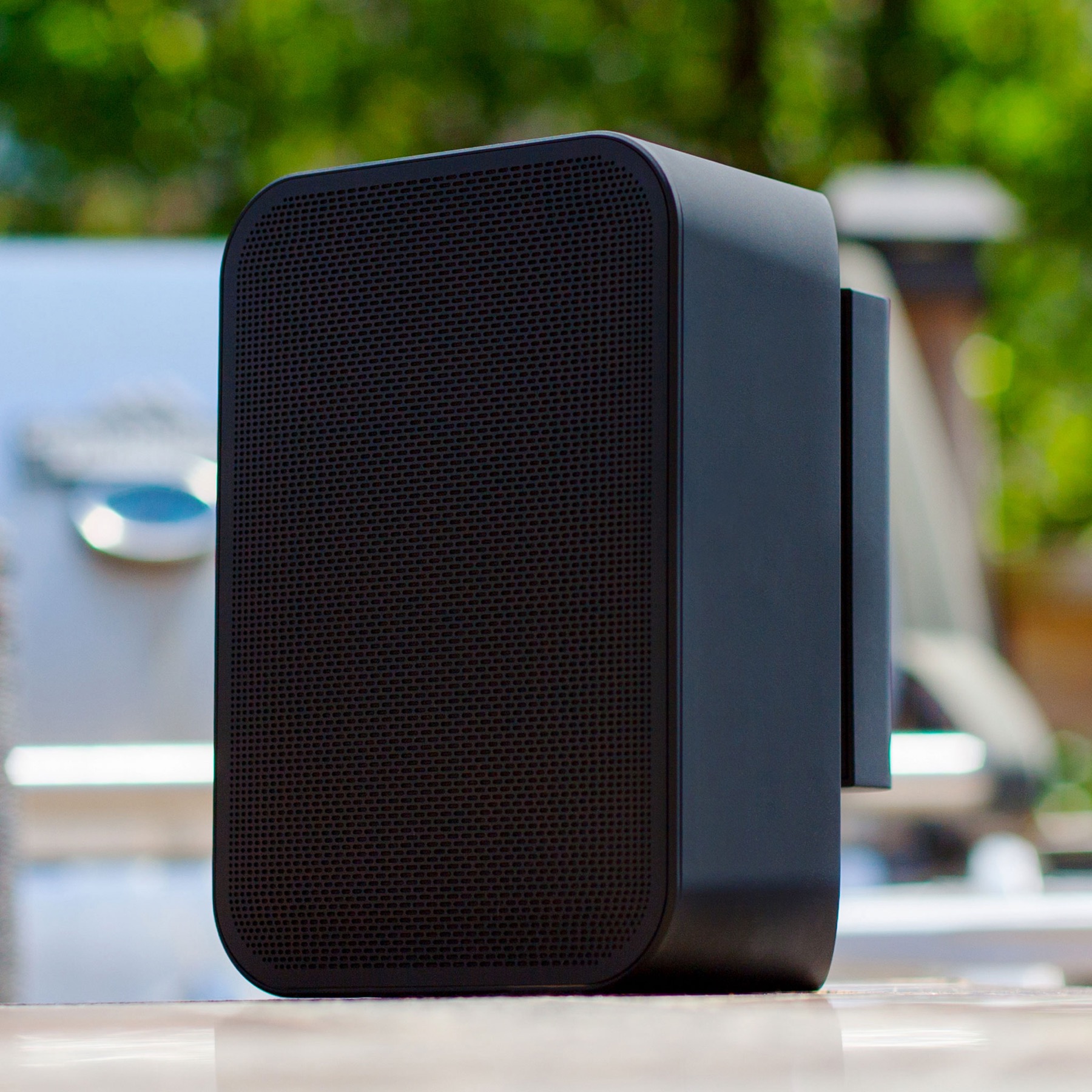 Bluesound BP100 jako součást přenosné sestavy s přehrávačem Pulse Flex