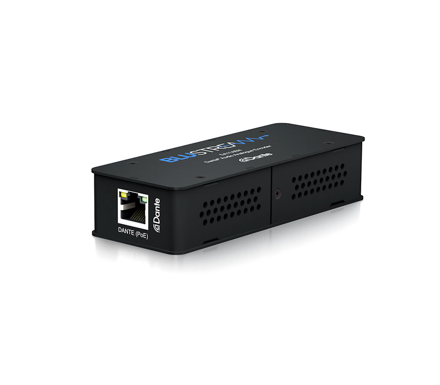 Detail zadní strany Blustream DA11AEN s portem DANTE (PoE) RJ45 a logem Dante