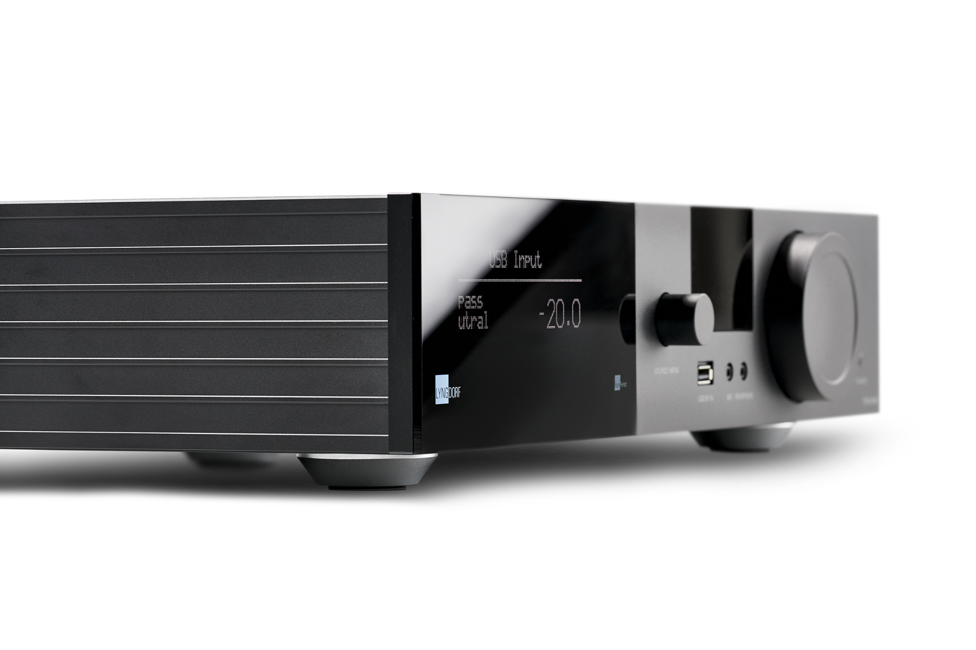 Lyngdorf TDAI-3400 s reprosoustavami