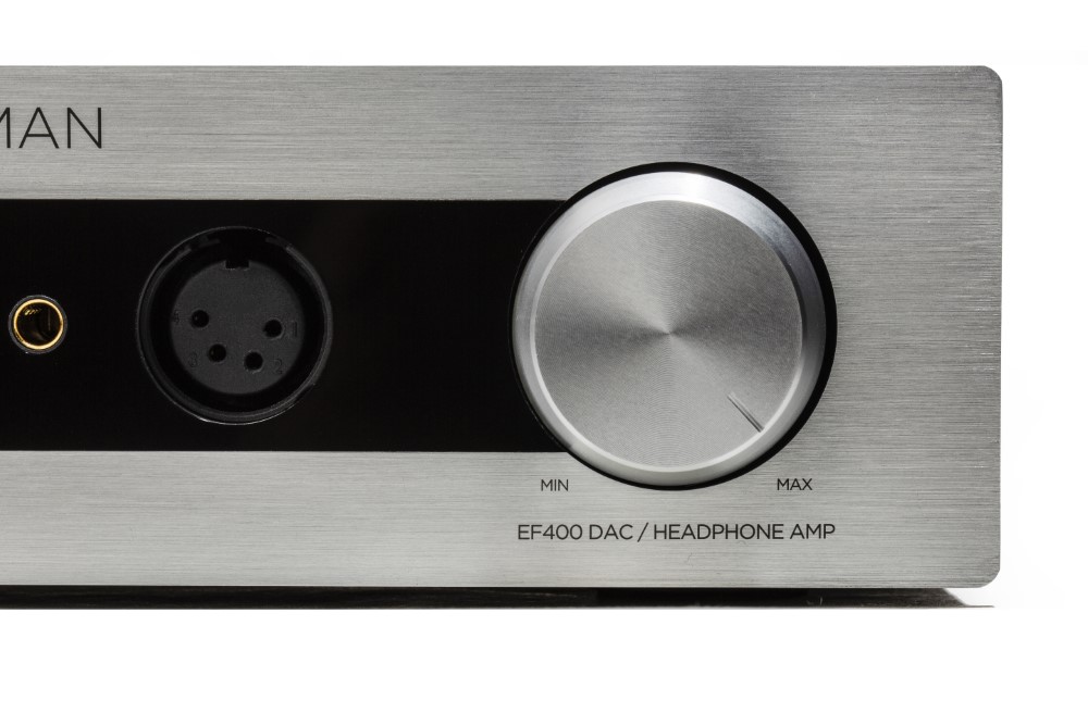 HiFiMAN EF400 jako součást pracovního poslechového místa s plánárními sluchátky