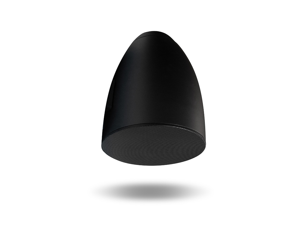 Bluesound Pendant Kit v matné černé s vsazeným instalačním reproduktorem BCS, boční pohled na závěsný kryt ve tvaru lampy