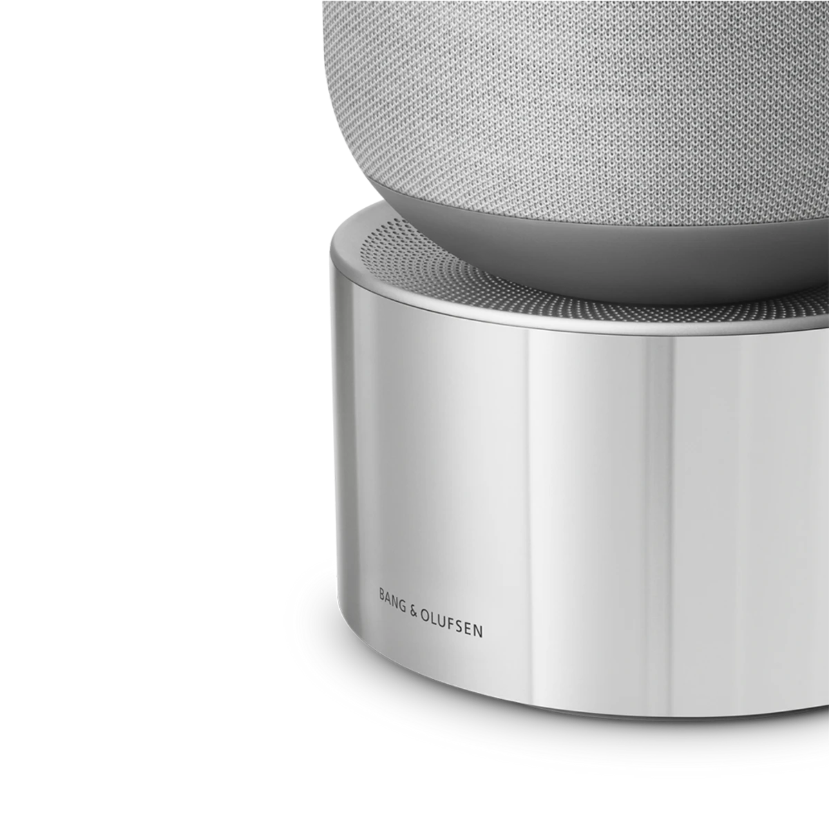 Beosound Balance v moderním obývacím pokoji