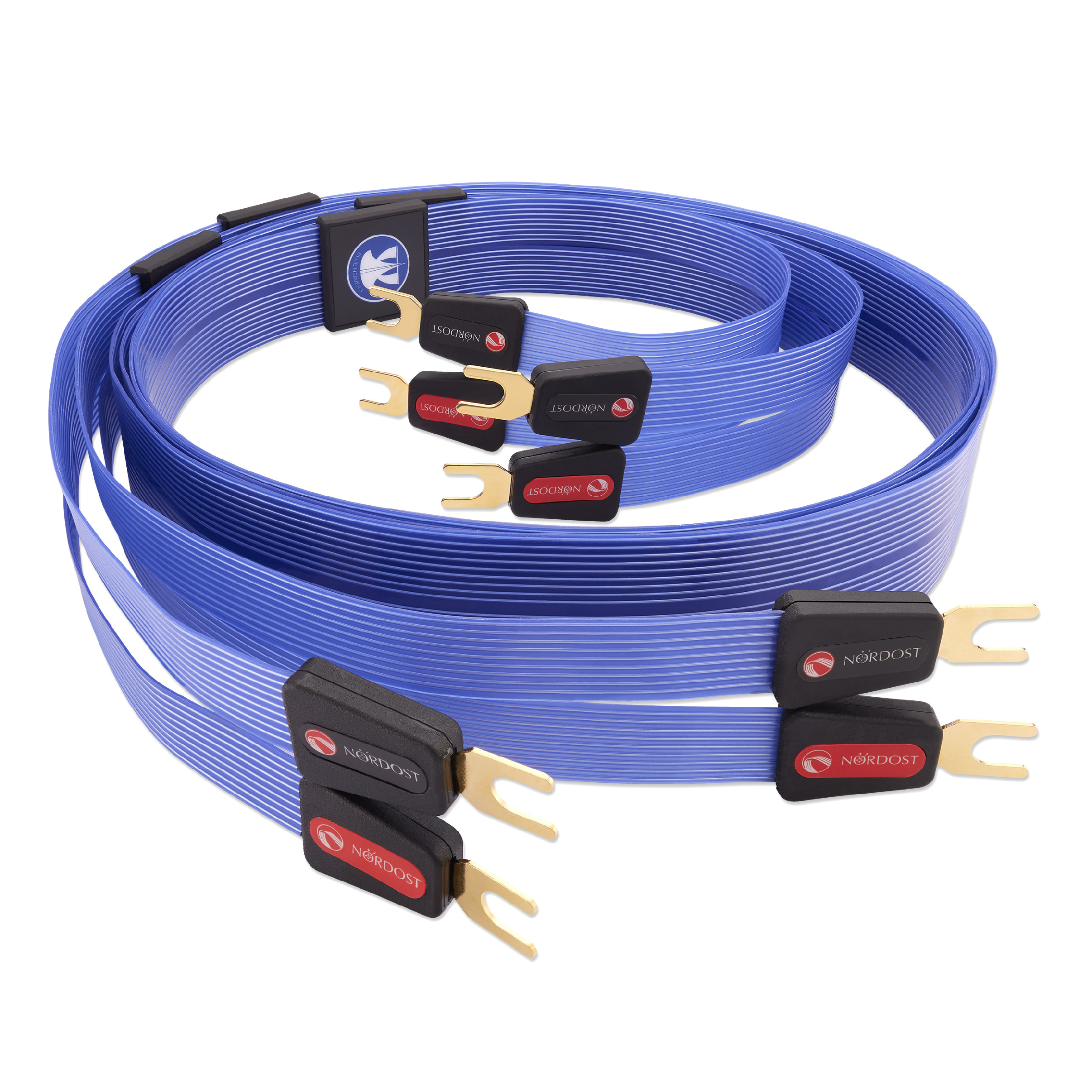 Pár reproduktorových kabelů Nordost Blue Heaven 3 s pozlacenými vidličkovými konektory v detailu