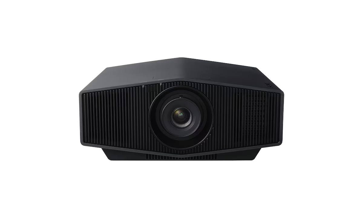 Sony VPL-XW5100ES — packshot projektoru z přední strany