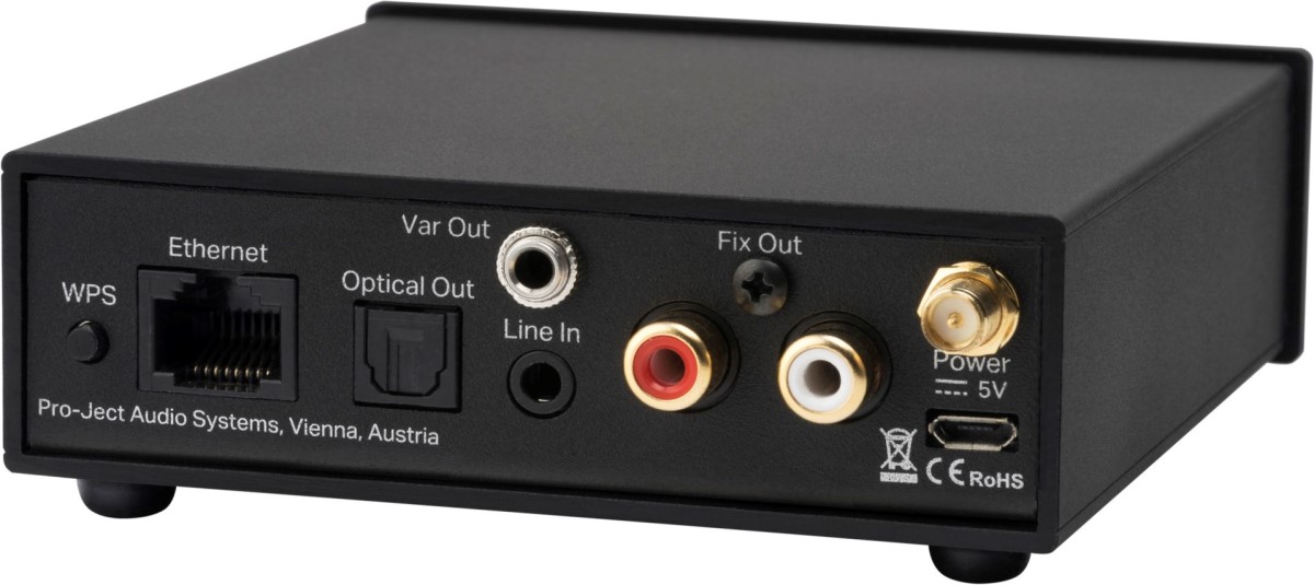 Zadní panel Pro-Ject Stream Box S2 v černém provedení s konektory Ethernet, optickým výstupem, RCA výstupy Var Out a Fix Out a anténou Wi-Fi
