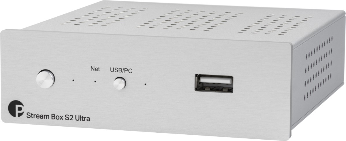Pro-Ject Stream Box S2 Ultra ve stříbrném provedení — detail kartáčovaného hliníkového čelního panelu řady S