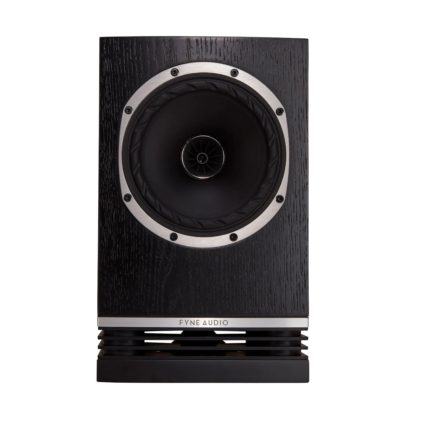 Fyne Audio F500 v černém provedení, čelní pohled