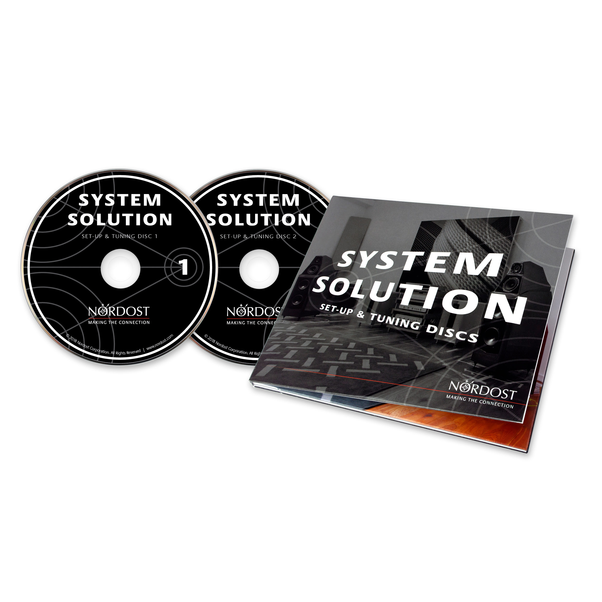 Dvoudisková sada System Solution na HiFi racku vedle CD přehrávače — full-width 16:9