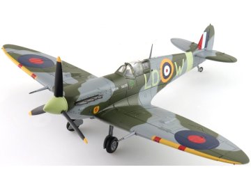 HobbyMaster - Supermarine Spitfire Mk V, RAF, No.602 Sqn, Paddy Finucane, RAF Hornchurch, Anglie, 1942, 1/48