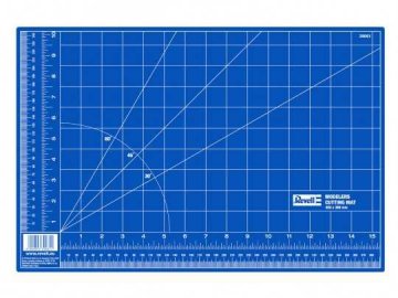 Revell - modelářská podložka 39057 - velká 45 x 30 cm