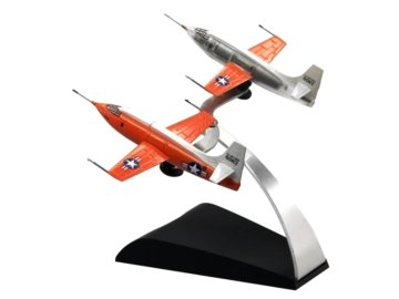 Dragon - Bell X-1, Muroc Army Air Field, 12.květen 1950, set 2 modelů, 1/144