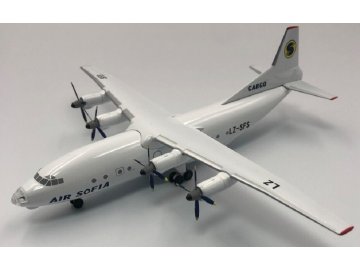 Kum Model - Antonov An-12, carrier Air Sofia LZ-SFS, Bulgaria, 1/200